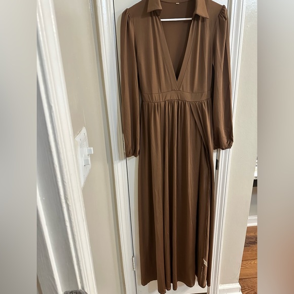 NWOT LONG BROWN DRESS WITH DOUBLE THIGH SPLITS - Picture 10 of 12